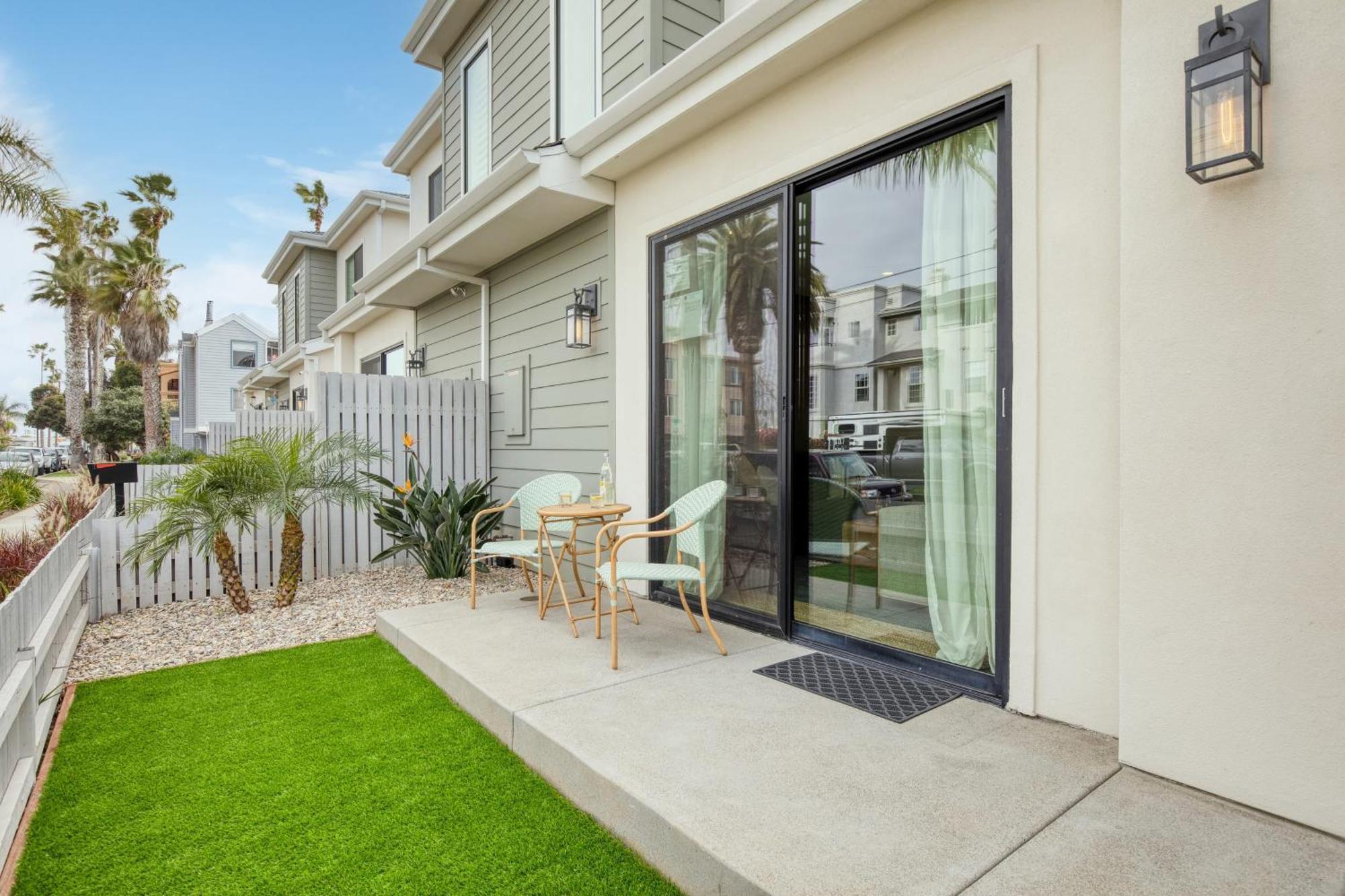 Pacific Villa By Avantstay Steps From Beach Luxurious Modern Indoor-Outdoor Living Oceanside Exterior photo